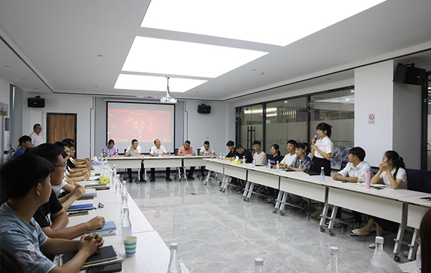 喬”見(jiàn)未來(lái)，頂“鋒”相會(huì)